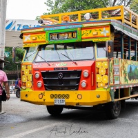 "Chiva" ou chèvre: bus local desservant les endroits les plus improbables