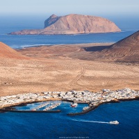Vue sur l'ile de La Graciosa et lile de Montaña clara