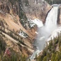 Grand canyon de la Yellowstone river (c'est la couleur de ces roches qui a donné son nom à la rivière)