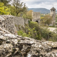 Cité médiévale de Crémieu: Vestiges du prieuré St Hippolyte XIII, XIV, XVIème siècle