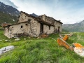Ruines dans un alpage, Savoie