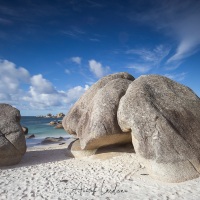 Rochers sur la plage