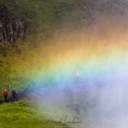 Arc-en-ciel en arrivant à la chute de Gullfoss