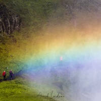 Arc-en-ciel en arrivant à la chute de Gullfoss