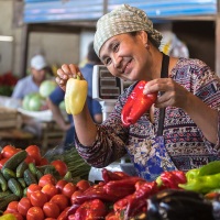 Marché de Bishkek: scène de vie