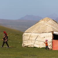 Plateau de Son Kul: scène de vie