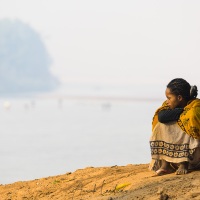 Méditation au bord du fleuve Nambolo