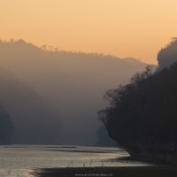 Lever de soleil sur le fleuve Manambolo