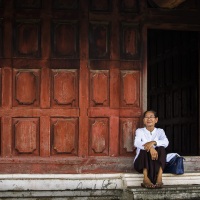 Scène de vie dans l'enceinte du palais royal: Mandalay