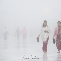 Brouillard sur l'esplanade du Rocher d'or