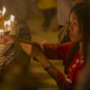 Yangon: Activité à l'intérieur de la pagode de Shwedagon, Yangon