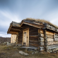 Norvège: Cabane avec toit végétalisé