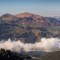 brouillard sur le lac de l'Hongrin