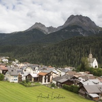 Grisons:  Vue sur  Scuol