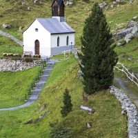 Grisons: Petite église de campagne