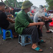 Hanoi: fumeur de pipe à eau