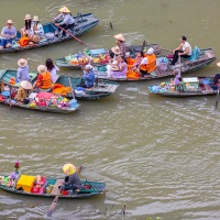 Ninh Hai: vue aérienne sur un mini marché flottant