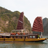 Baie de Ha Long: jonque traditionnelle