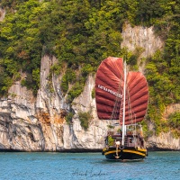 Baie de Ha Long: jonque traditionnelle