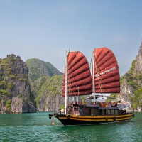 Baie de Ha Long: jonque traditionnelle