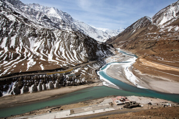 Rencontre de l’Indus et de la rivière Zanskar