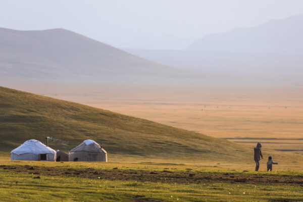 Plateau de Son Kul: scène de vie